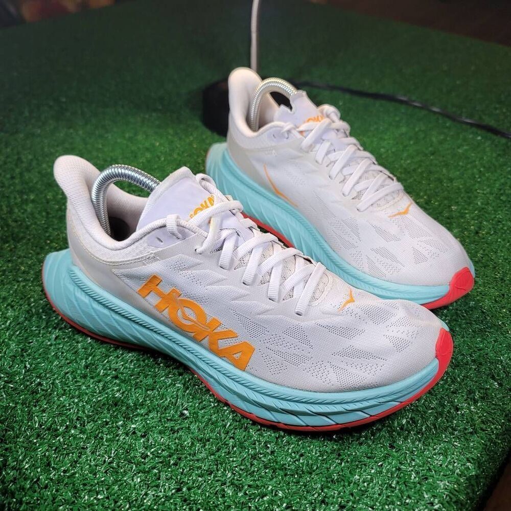 HOKA ONE ONE CARBON X2 - WOMEN'S RUNNING SHOES  - SIZE 8.5B - Picture 2 of 9